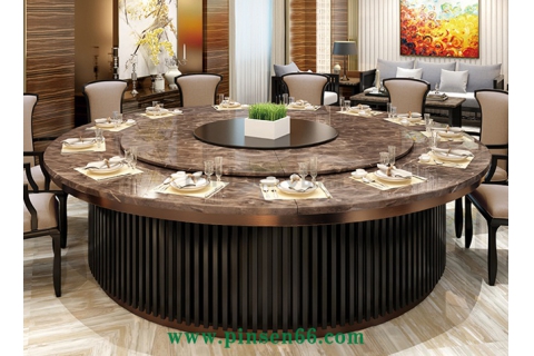 電動(dòng)火鍋?zhàn)酪慰ㄗ喿鲂枰⒁馐裁?><div><h3>電動(dòng)火鍋?zhàn)酪慰ㄗ喿鲂枰⒁馐裁?/h3><p>電動(dòng)火鍋?zhàn)酪蔚男螤畲笾驴煞譃椋簣A形電動(dòng)火鍋?zhàn)酪巍㈤L(zhǎng)方形電動(dòng)火鍋?zhàn)酪?、橢圓形電動(dòng)火鍋?zhàn)酪?。電?dòng)火鍋?zhàn)酪魏碗妱?dòng)飯桌的工作原理，即電動(dòng)飯桌的轉(zhuǎn)盤由電機(jī)旋轉(zhuǎn)。使用時(shí)，轉(zhuǎn)盤...</p><p>2020-10-07</p></div></a></li>
        </ul>
    </div>
    <div   class=