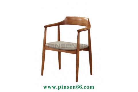 軟包北歐實木椅-北歐餐廳桌椅定制廠家